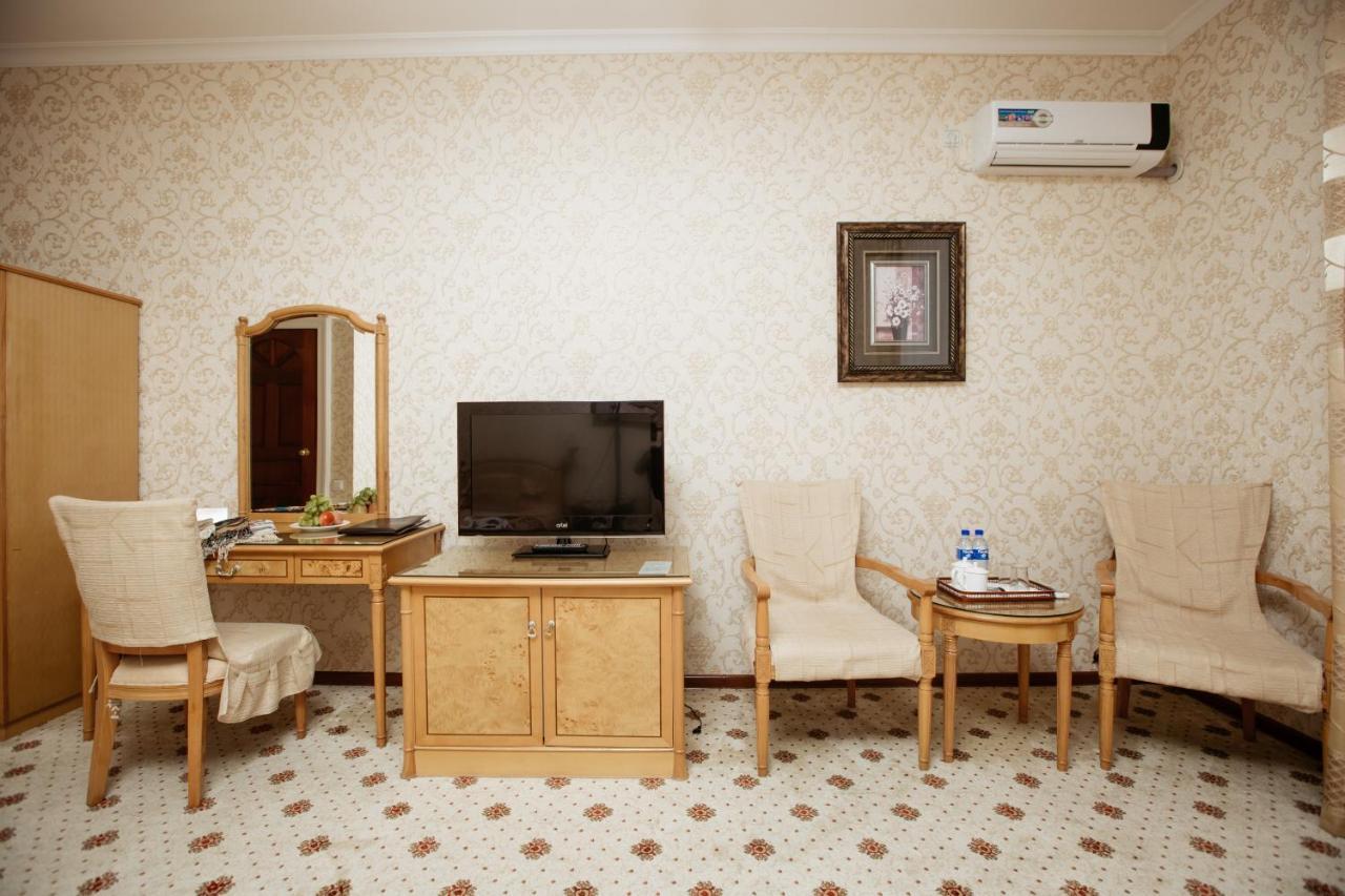 Hotel Asia חיווה מראה חיצוני תמונה
